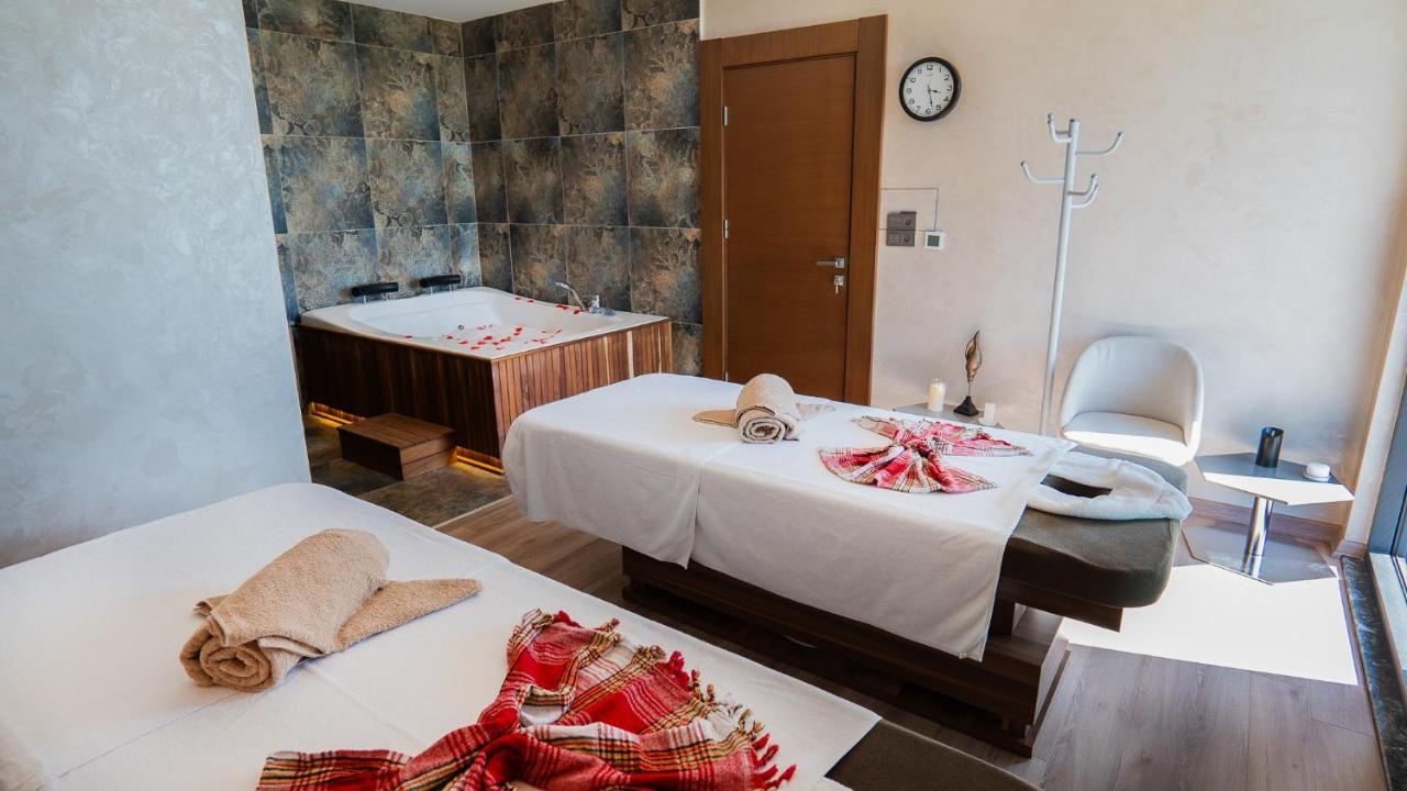 Motel Heksapolis Tavsancil Eksteriør billede